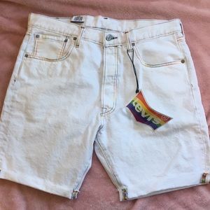 Levi’s 501 Slim Taper Shorts white w/🌈 stitching